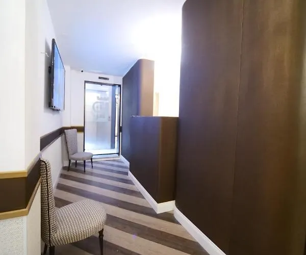 Relais Luxury Corso Maison d'hôtes 4*
