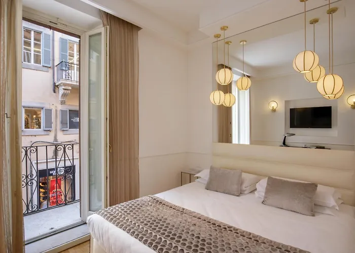 Relais Luxury Corso Maison d'hôtes 4*